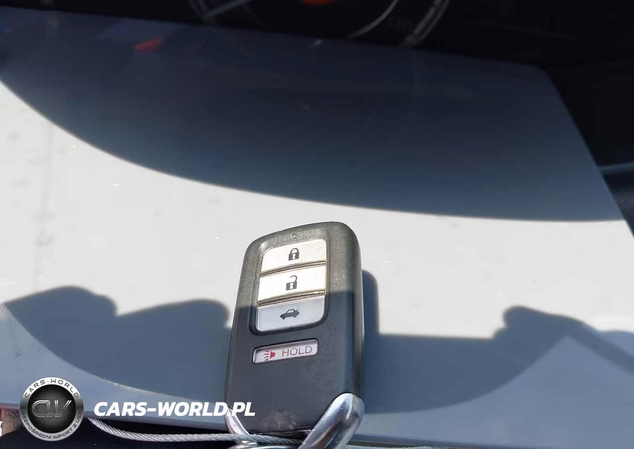 2014 Honda Accord Hybrid Touring VIN:1HGCR6F75EA006390 - 11