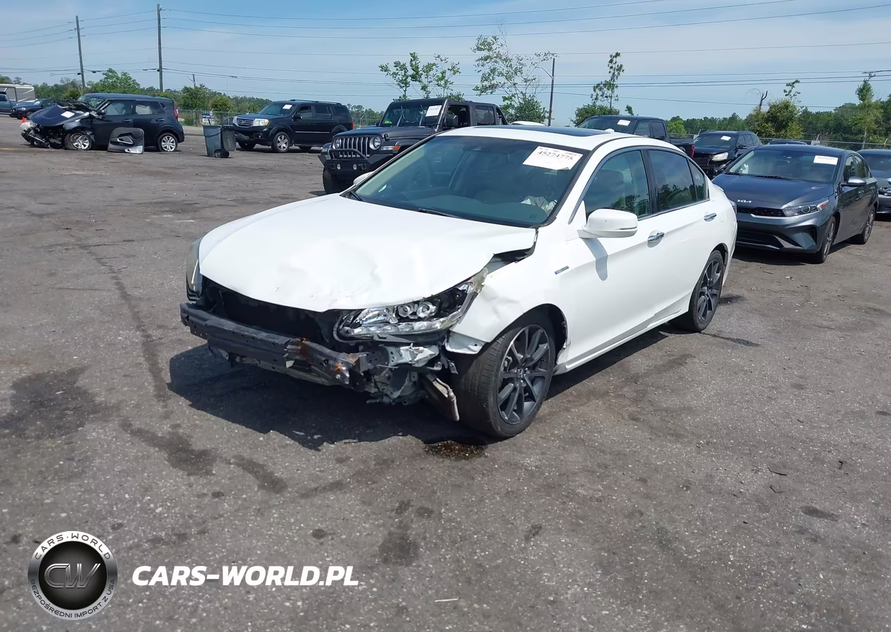 2014 Honda Accord Hybrid Touring VIN:1HGCR6F75EA006390 - 2
