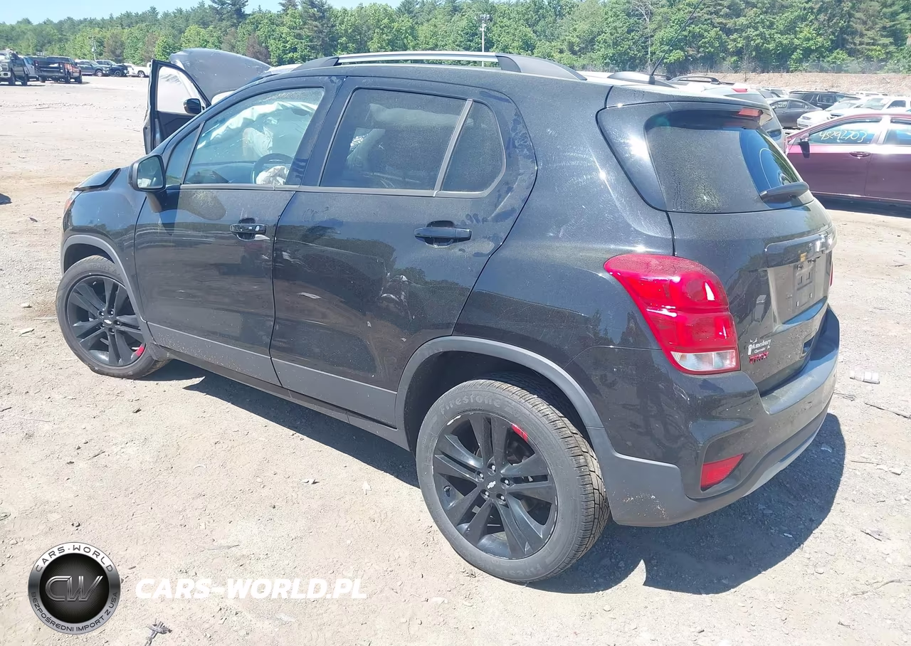 2021 Chevrolet Trax Awd Lt VIN:KL7CJPSB5MB358297 - 3