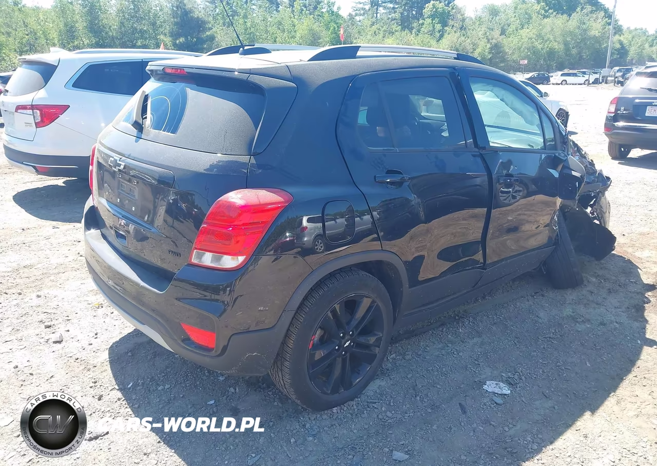 2021 Chevrolet Trax Awd Lt VIN:KL7CJPSB5MB358297 - 4