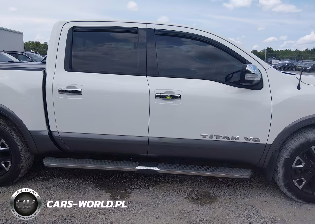 2020 Nissan Titan Platinum Reserve 4X2 VIN:1N6AA1EF9LN509576 - 14
