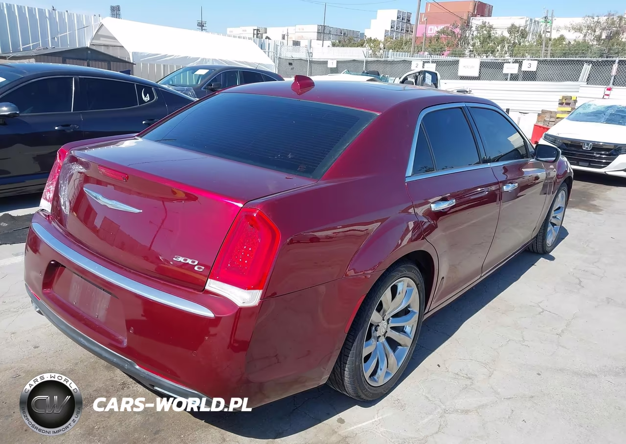 2015 Chrysler 300C Platinum VIN:2C3CCAPG8FH830537 - 4