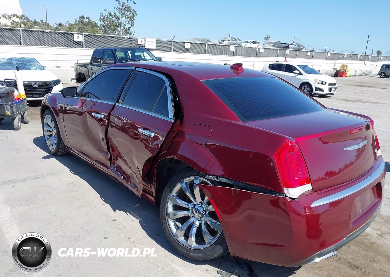 2015 Chrysler 300C Platinum VIN:2C3CCAPG8FH830537 - 6