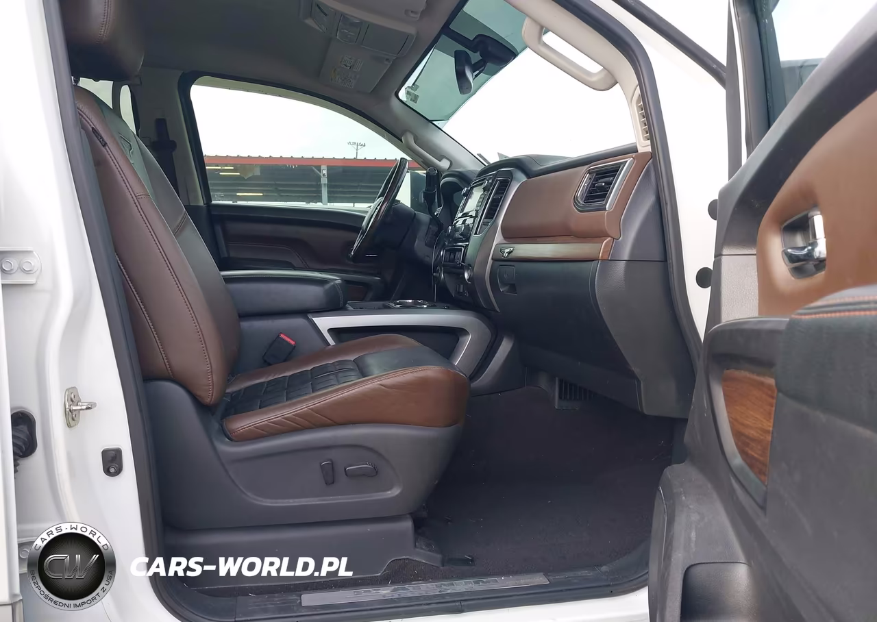 2017 Nissan Titan Xd Platinum Reserve Diesel VIN:1N6BA1F41HN546145 - 5