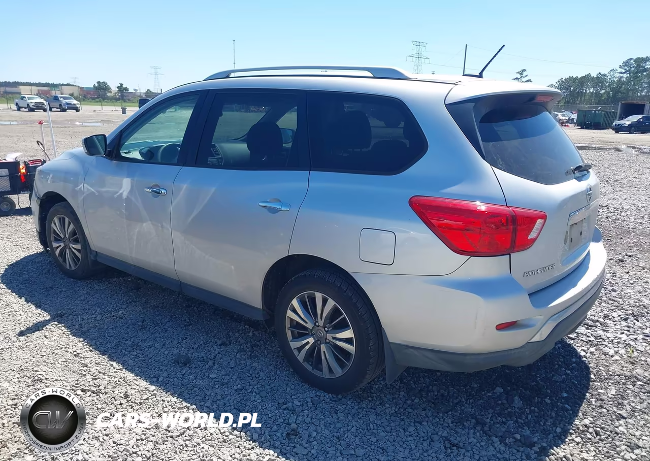 2018 Nissan Pathfinder S VIN:5N1DR2MN6JC674500 - 3