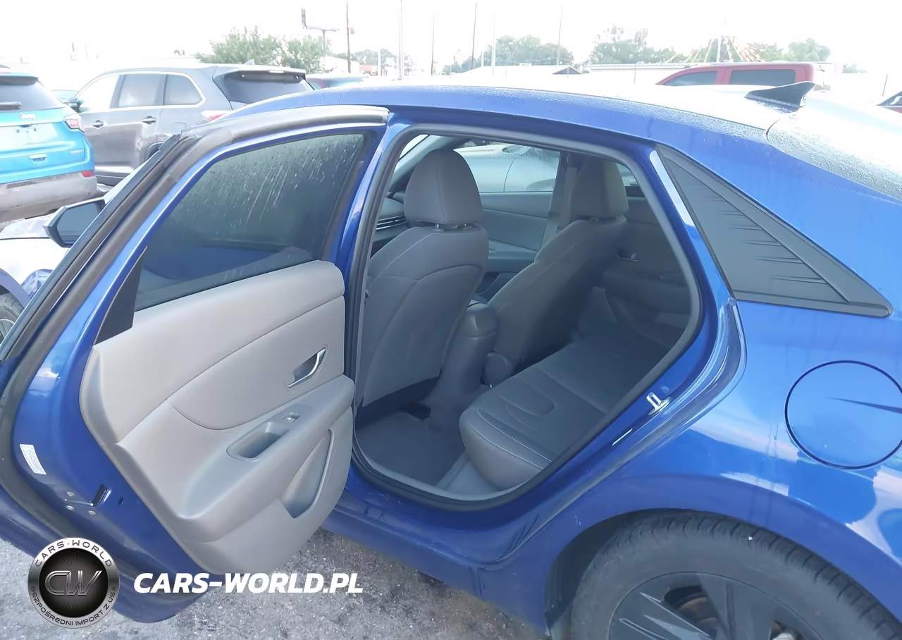 2023 Hyundai Elantra Sel VIN:KMHLM4AG3PU439079 - 8
