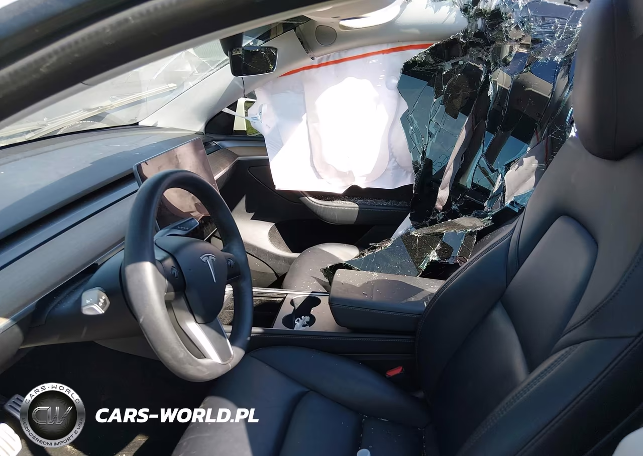 2022 Tesla Model Y Performance Dual Motor All-Wheel Drive VIN:7SAYGDEF0NF524473 - 5