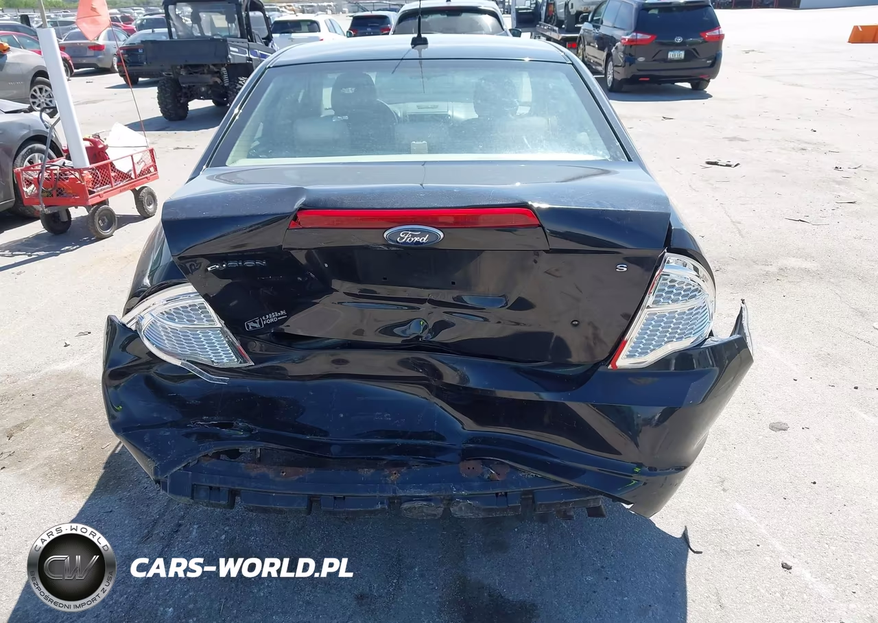 2010 Ford Fusion S VIN:3FAHP0GA2AR322272 - 17