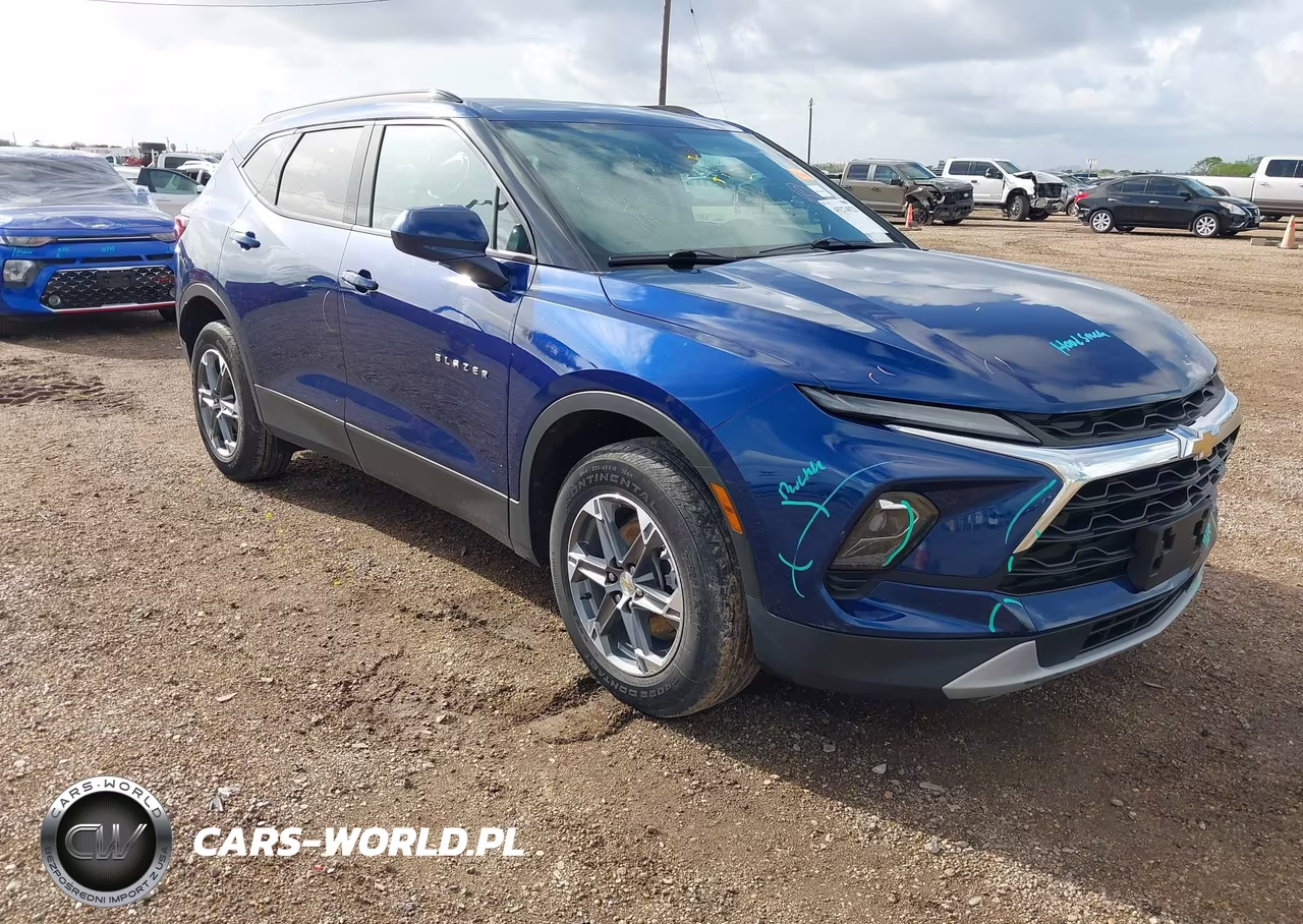 2023 Chevrolet Blazer Fwd 2Lt – zdjęcie 1 z 16
