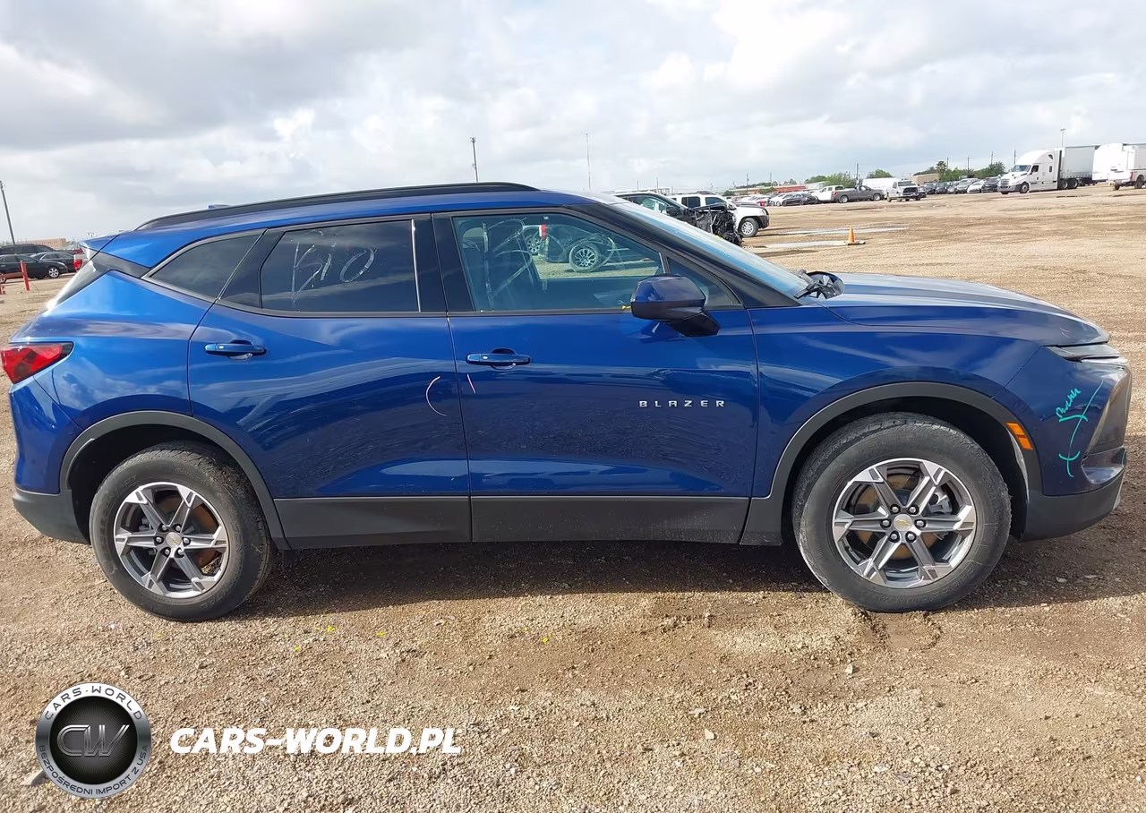 2023 Chevrolet Blazer Fwd 2Lt VIN:3GNKBCR4XPS127665 - 13