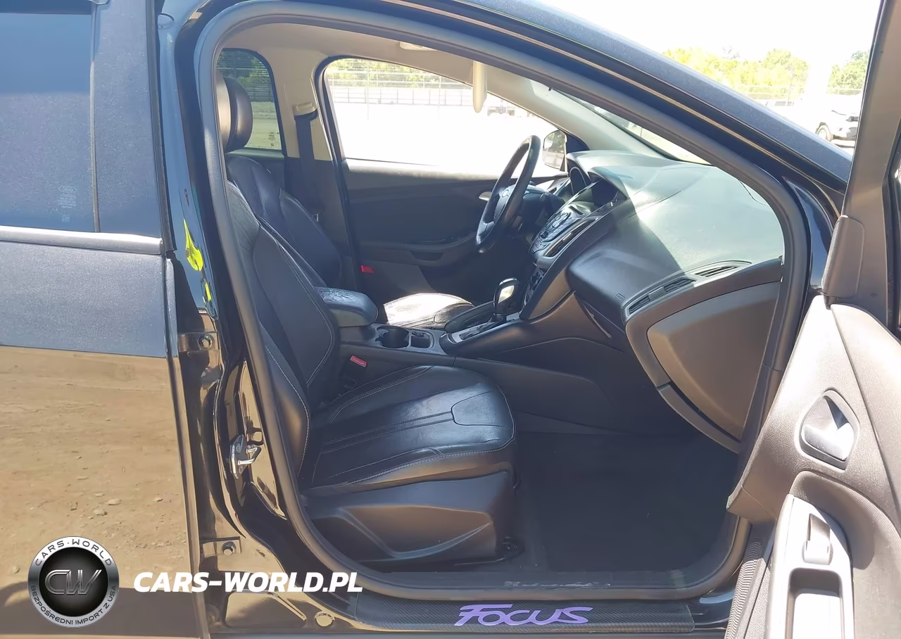 2013 Ford Focus Se VIN:1FADP3K25DL247716 - 5