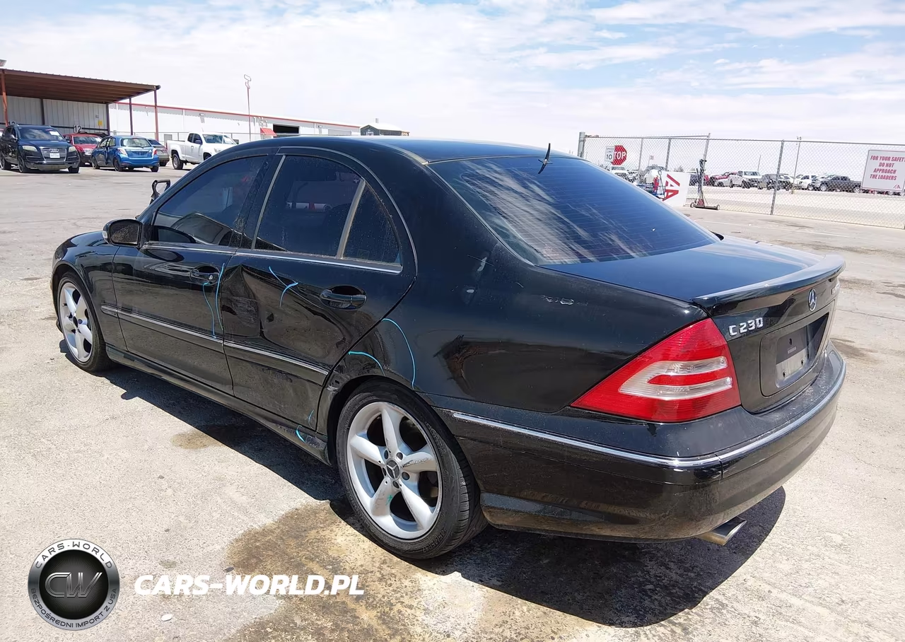 2005 Mercedes-Benz C 230 Kompressor Sport VIN:WDBRF40J15F657480 - 3
