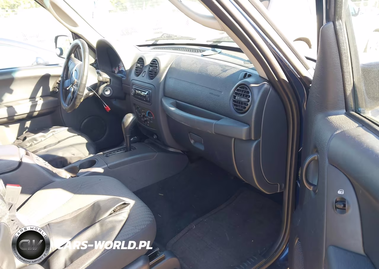 2004 Jeep Liberty Sport VIN:1J4GL48K24W297157 - 5