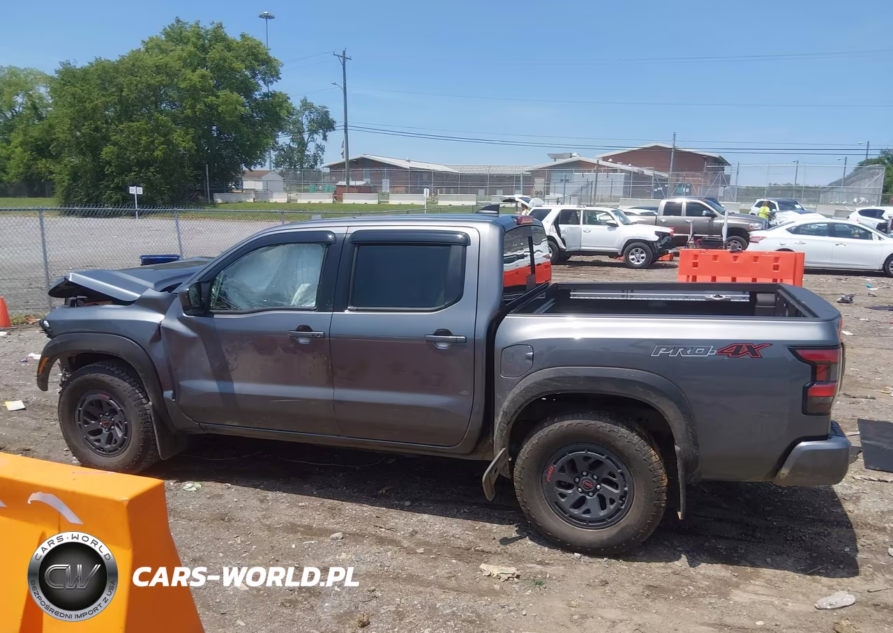 2025 Nissan Frontier Pro-4X 4X4 VIN:1N6ED1EK8SN653592 - 15