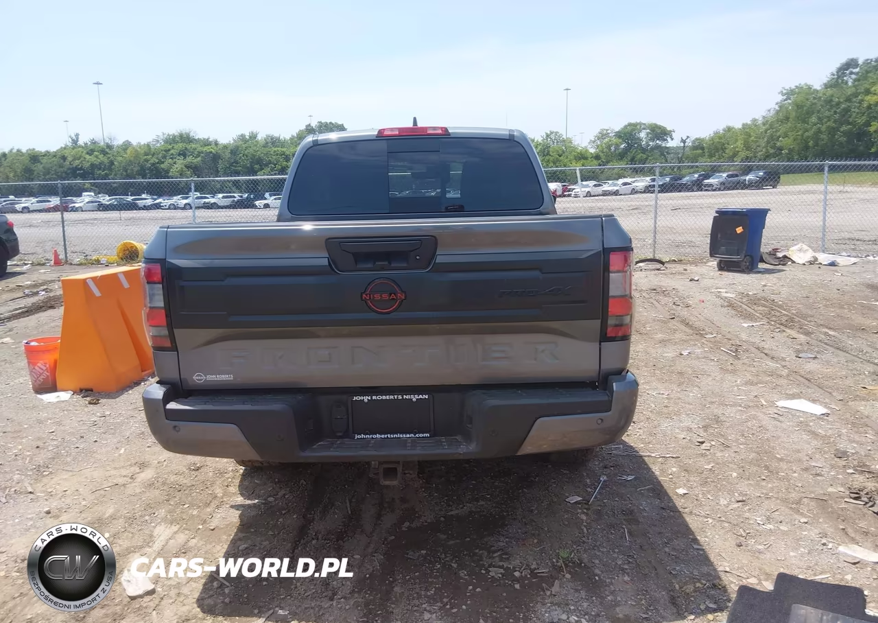 2025 Nissan Frontier Pro-4X 4X4 VIN:1N6ED1EK8SN653592 - 17
