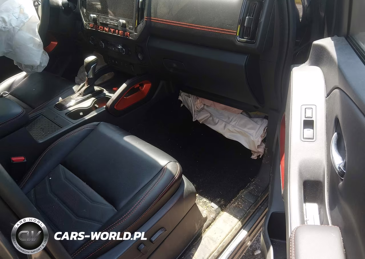 2025 Nissan Frontier Pro-4X 4X4 VIN:1N6ED1EK8SN653592 - 5