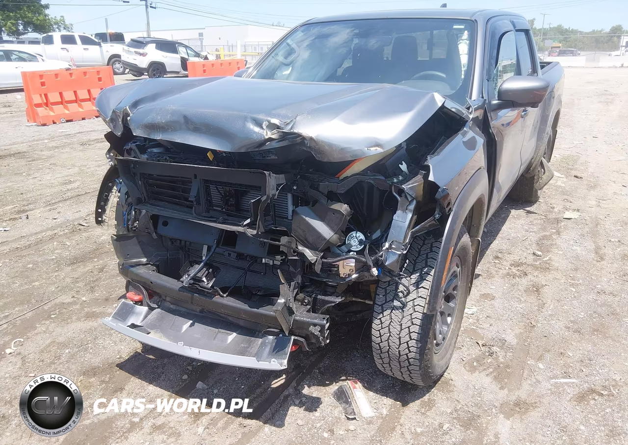 2025 Nissan Frontier Pro-4X 4X4 VIN:1N6ED1EK8SN653592 - 6