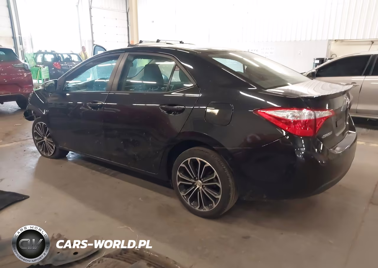 2015 Toyota Corolla S Plus VIN:2T1BURHE2FC477979 - 3
