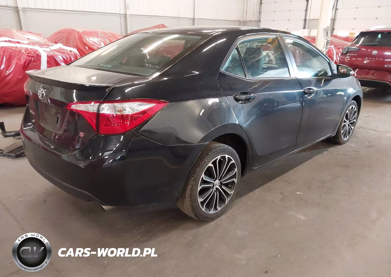 2015 Toyota Corolla S Plus VIN:2T1BURHE2FC477979 - 4