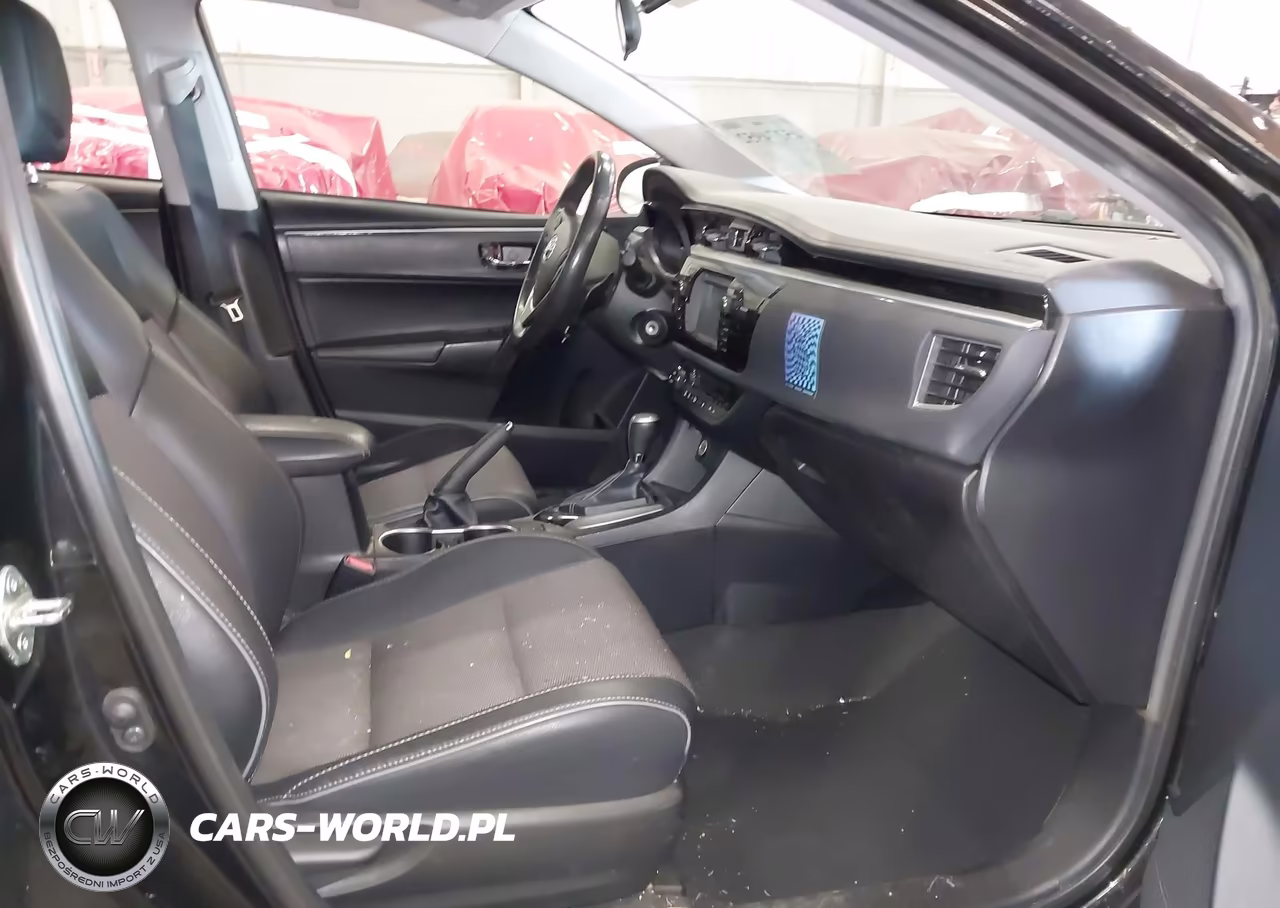 2015 Toyota Corolla S Plus VIN:2T1BURHE2FC477979 - 5