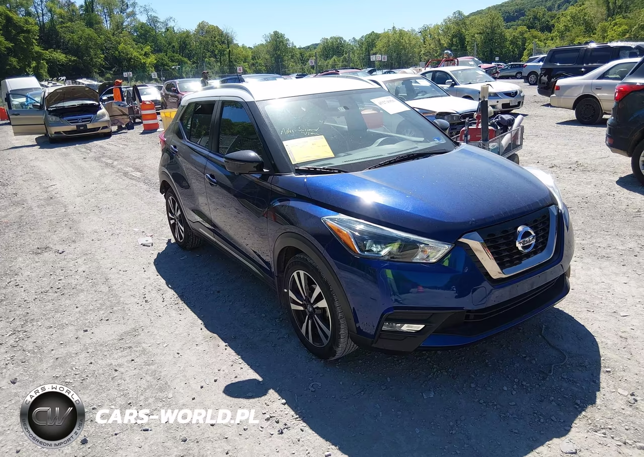 2018 Nissan Kicks Sr