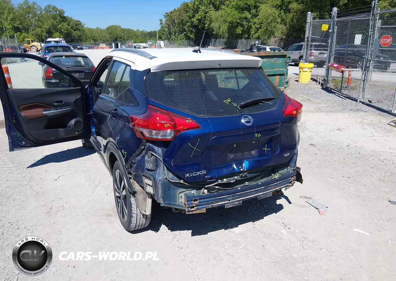 2018 Nissan Kicks Sr VIN:3N1CP5CU5JL543467 - 6