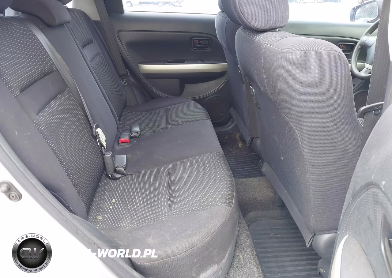 2005 Scion Xa VIN:JTKKT624050084131 - 8