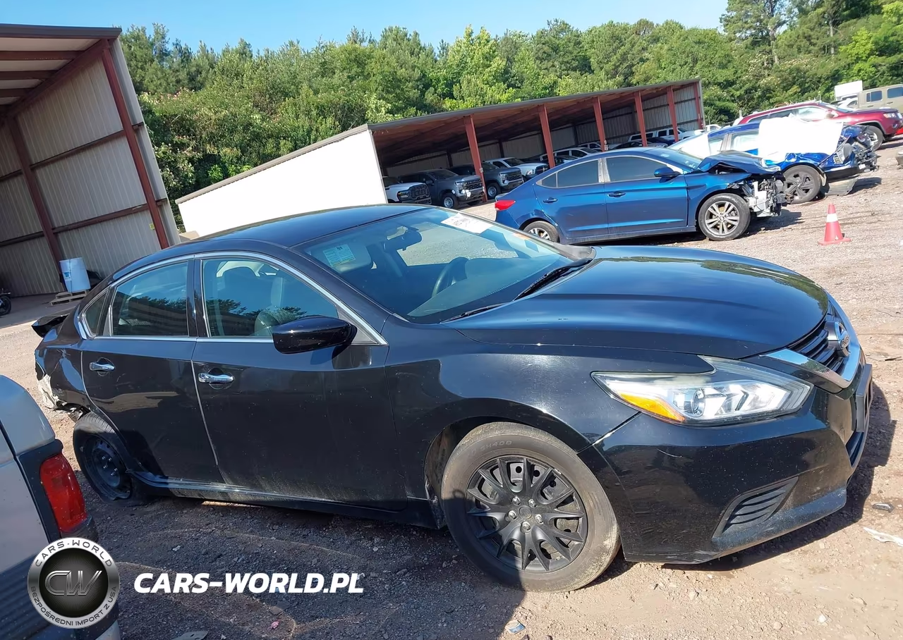 2018 Nissan Altima 2.5 S VIN:1N4AL3AP2JC168253 - 13