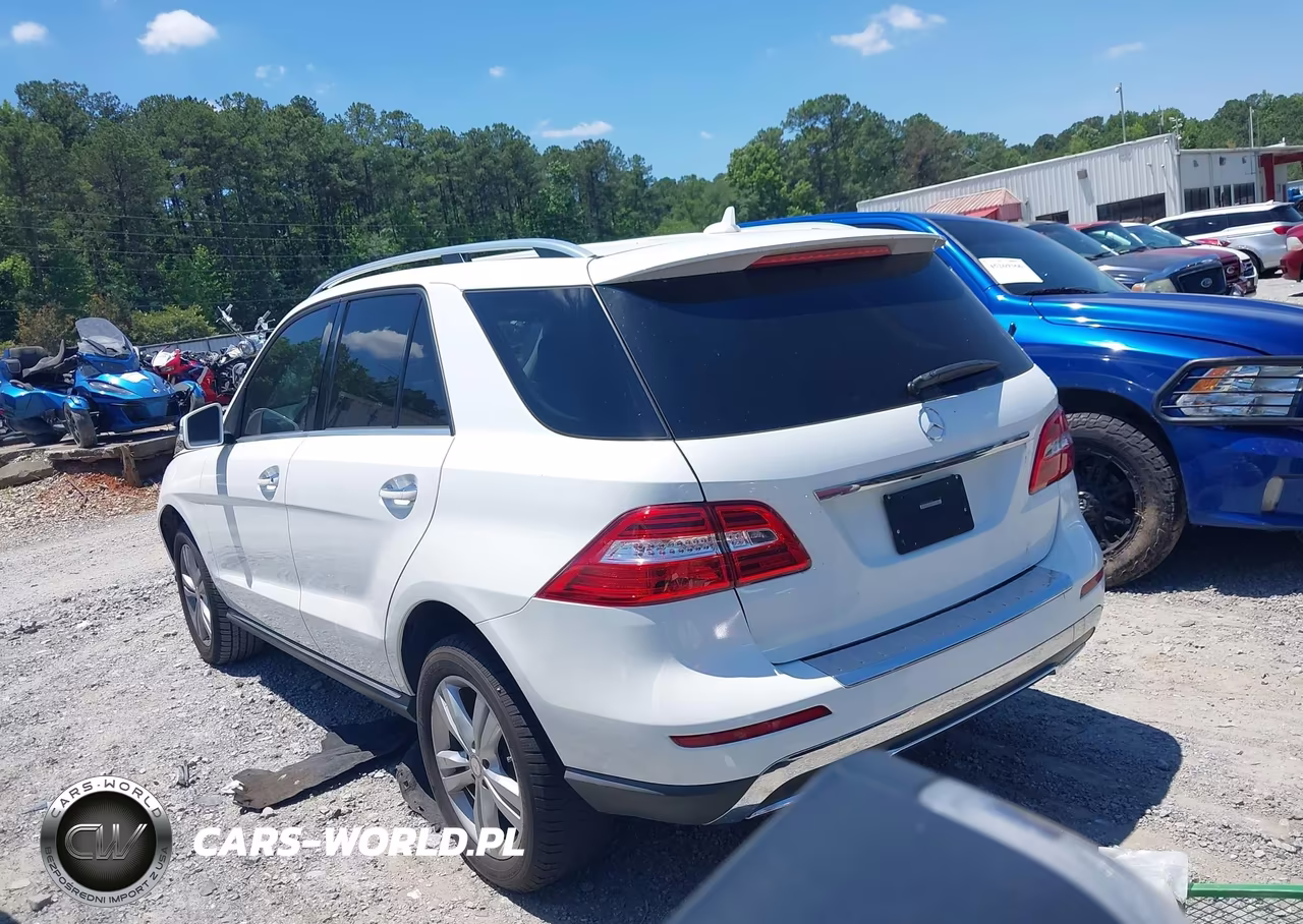 2015 Mercedes-Benz Ml 350 VIN:4JGDA5JB5FA596460 - 14