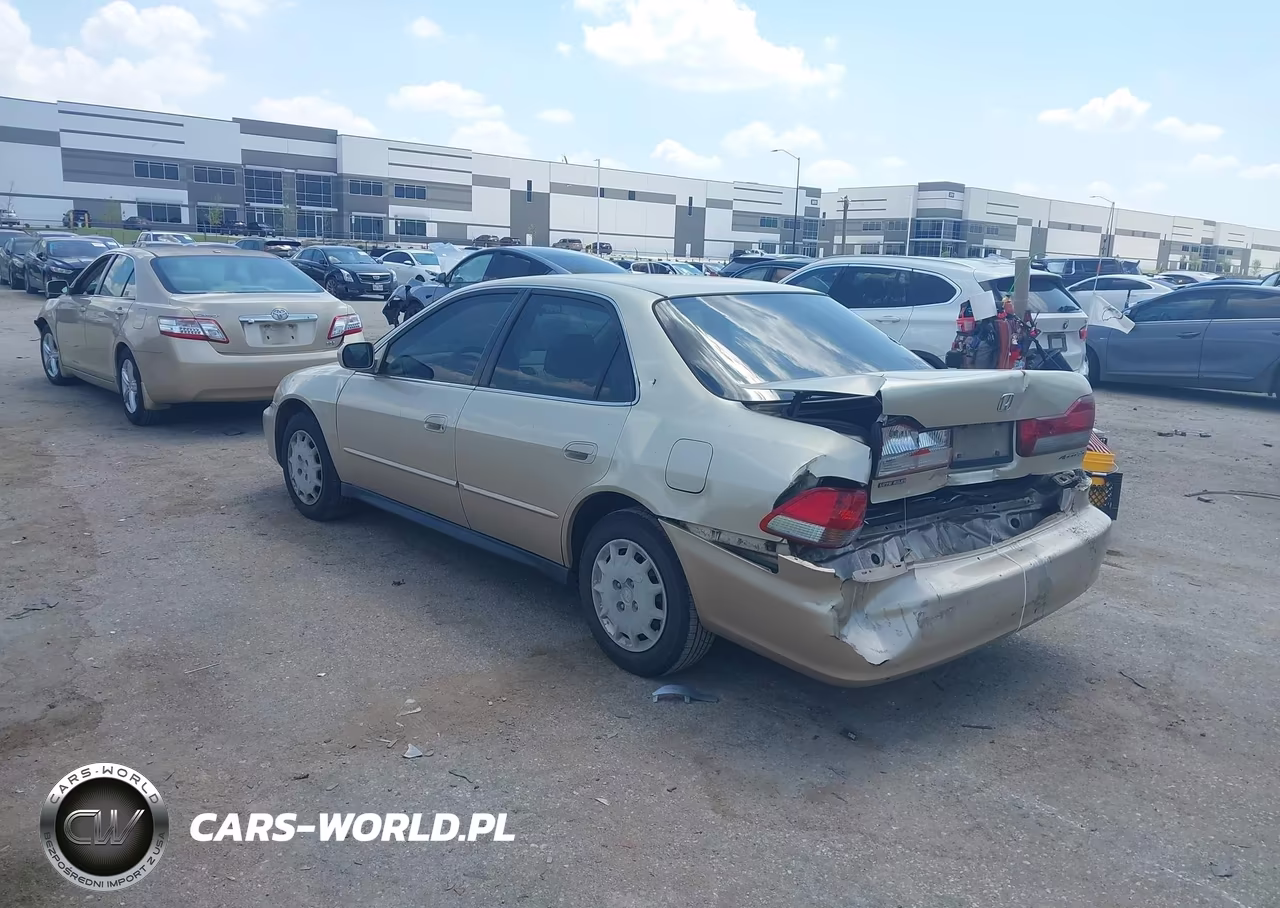 2001 Honda Accord 2.3 Lx VIN:JHMCG56491C021492 - 3