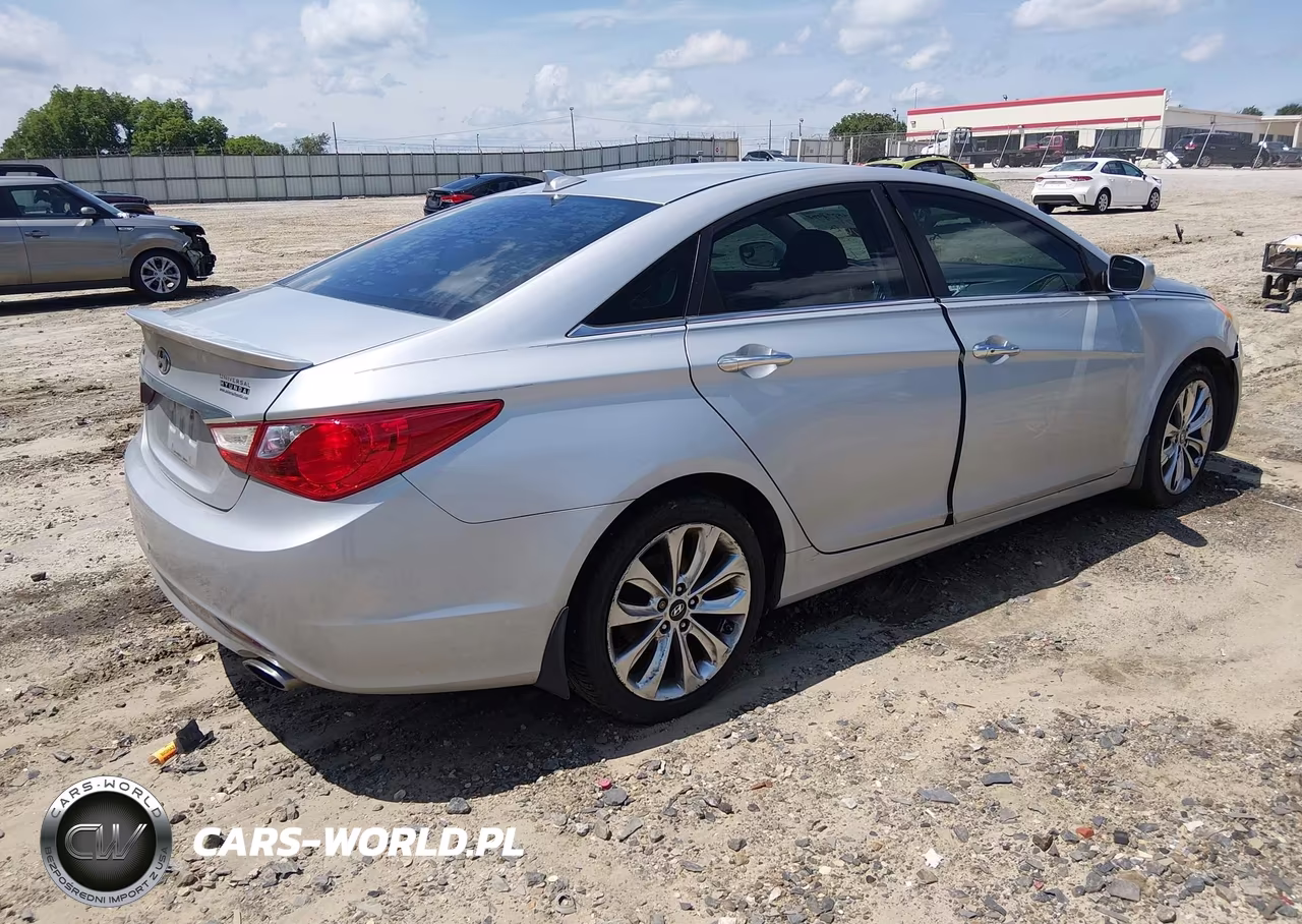 2013 Hyundai Sonata Se VIN:5NPEC4AC4DH762754 - 4