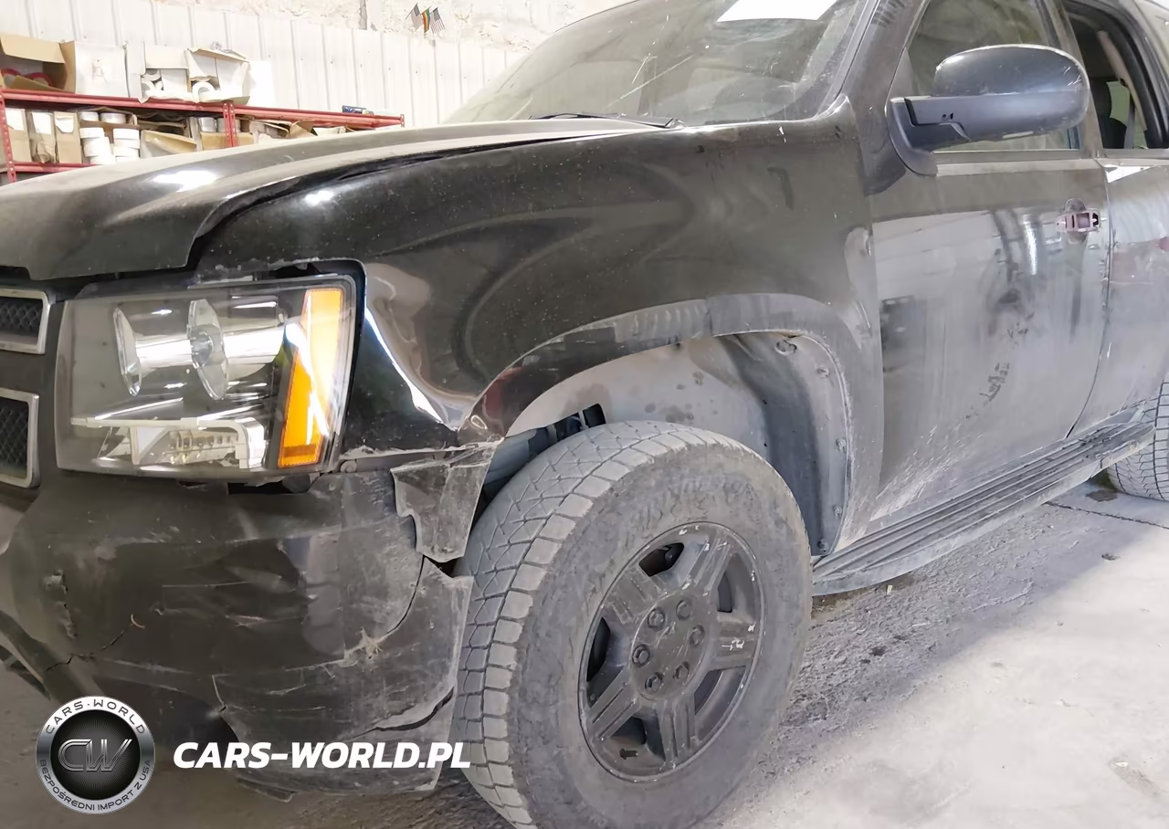 2007 Chevrolet Tahoe Ls VIN:1GNFK13037J405870 - 6