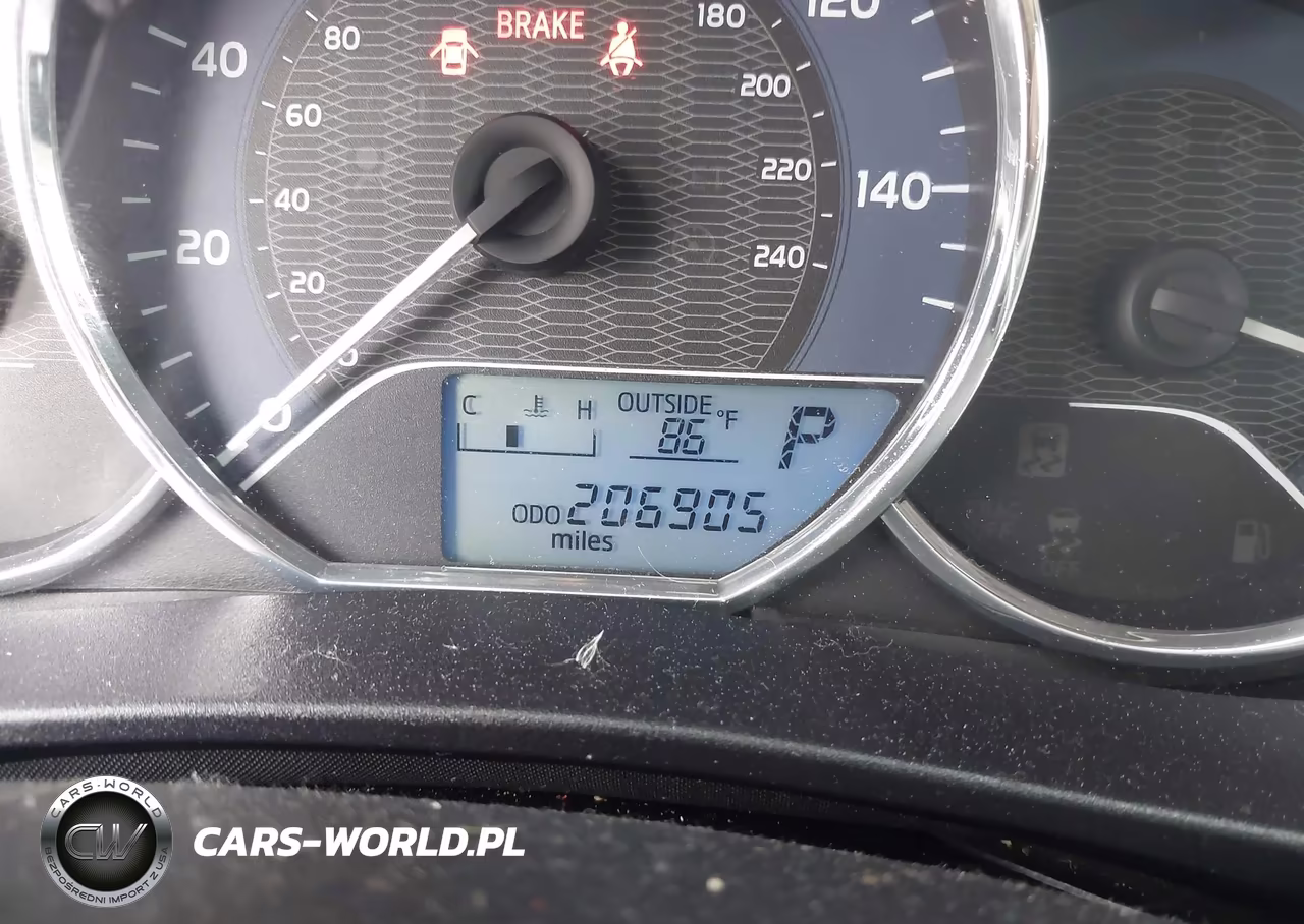 2015 Toyota Corolla Le VIN:5YFBURHE3FP265611 - 15