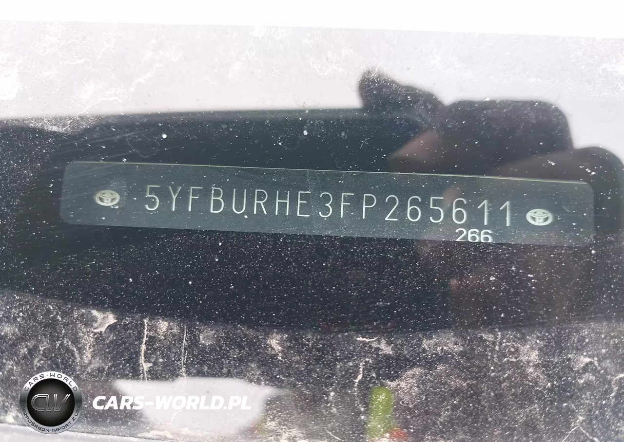 2015 Toyota Corolla Le VIN:5YFBURHE3FP265611 - 9