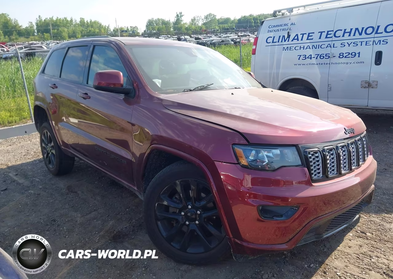 2018 Jeep Grand Cherokee Altitude 4X4 – zdjęcie 1 z 17