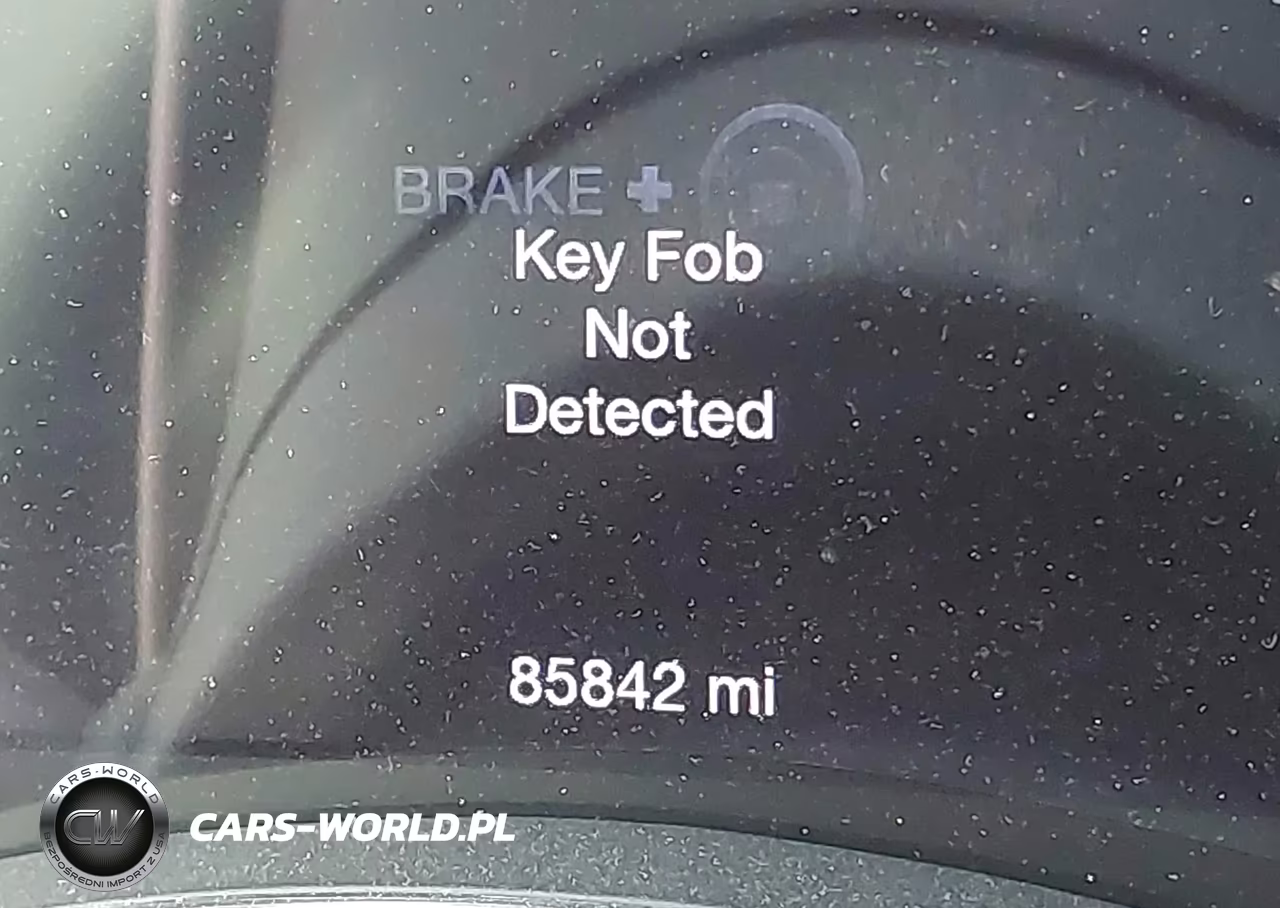 2018 Jeep Grand Cherokee Altitude 4X4 VIN:1C4RJFAG2JC195635 - 15