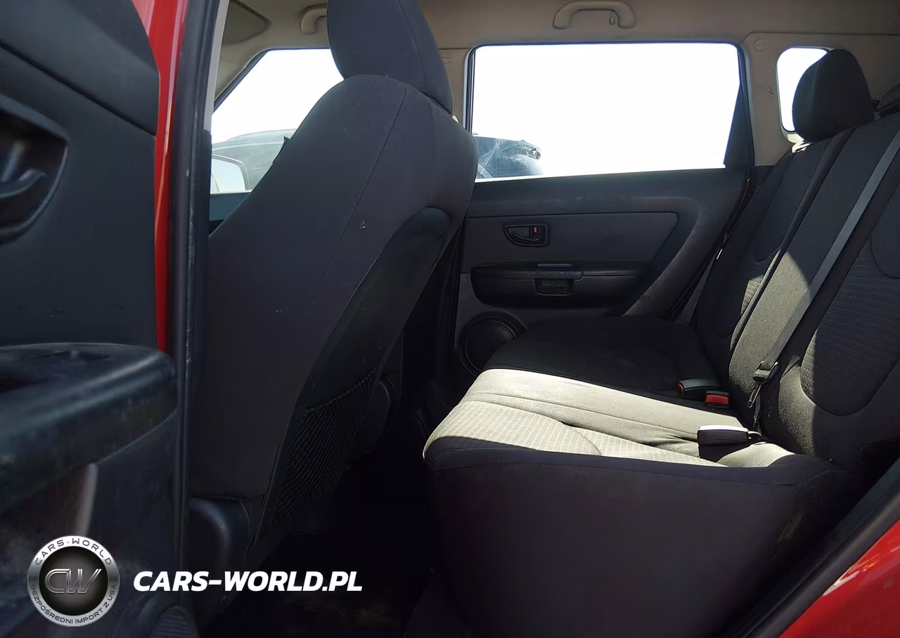 2013 Kia Soul VIN:KNDJT2A56D7610533 - 8
