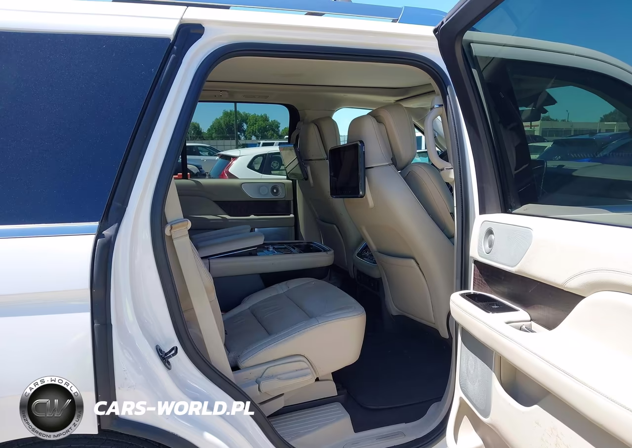 2019 Lincoln Navigator Reserve VIN:5LMJJ2LT6KEL13314 - 8