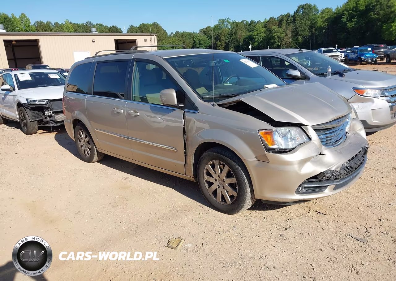 2014 Chrysler Town & Country Touring – zdjęcie 1 z 16