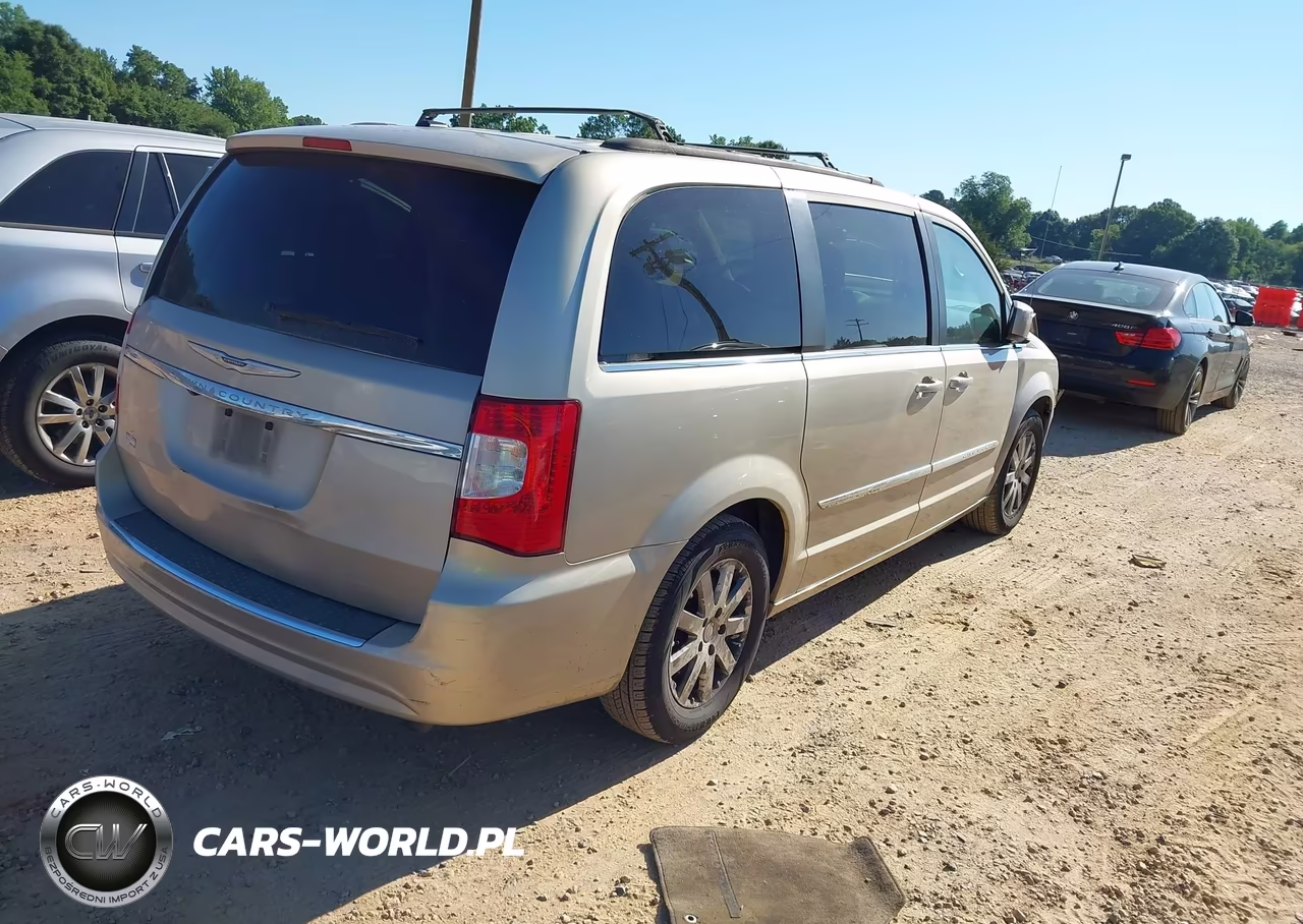 2014 Chrysler Town & Country Touring VIN:2C4RC1BG8ER274994 - 4