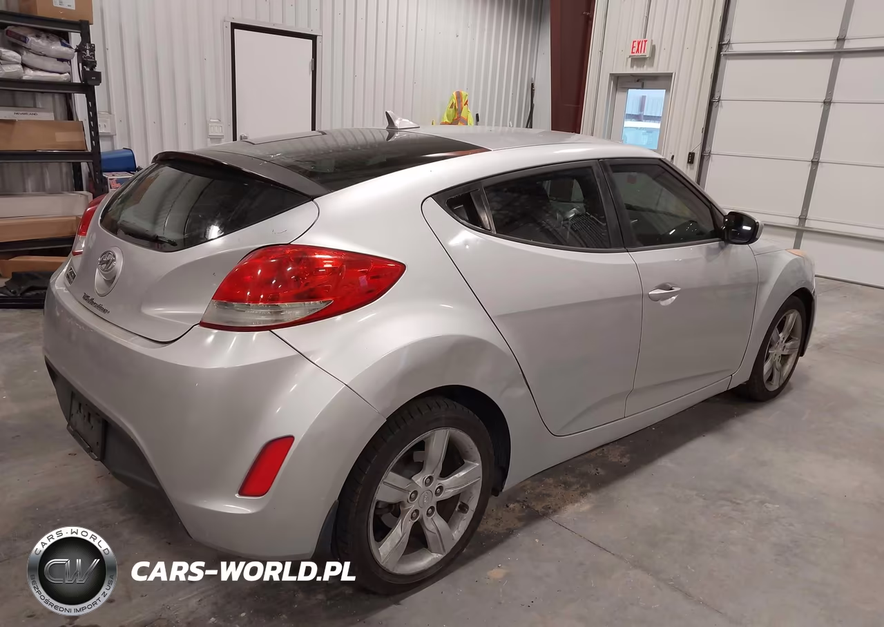 2012 Hyundai Veloster Base W-Black VIN:KMHTC6AD8CU026654 - 4