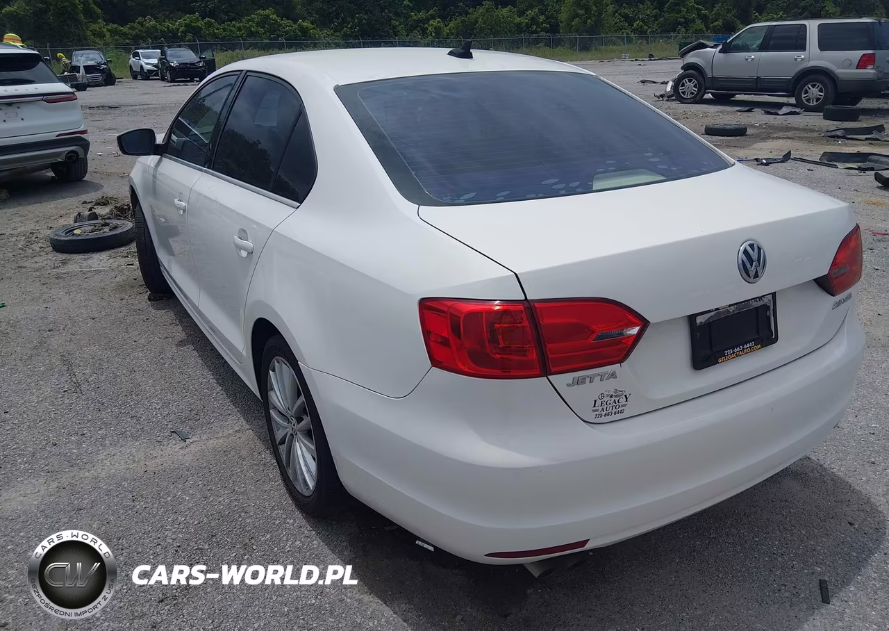 2013 Volkswagen Jetta 2.5L Sel VIN:3VWLX7AJ4DM256277 - 3