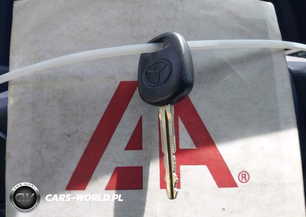 2019 Toyota Corolla L VIN:2T1BURHE1KC166036 - 11