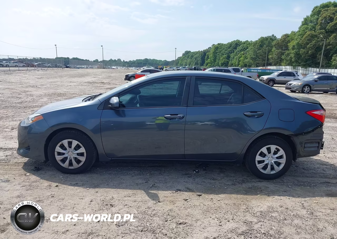 2019 Toyota Corolla L VIN:2T1BURHE1KC166036 - 15