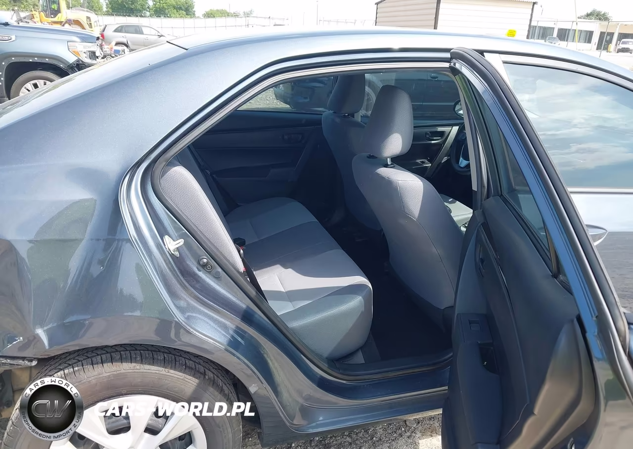 2019 Toyota Corolla L VIN:2T1BURHE1KC166036 - 8