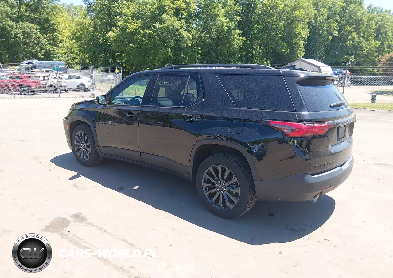 2023 Chevrolet Traverse Awd Rs VIN:1GNEVJKW4PJ250092 - 3