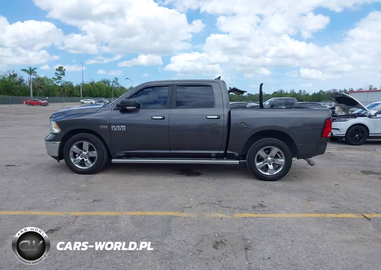 2015 Ram 1500 Lone Star VIN:1C6RR6LT7FS692557 - 14
