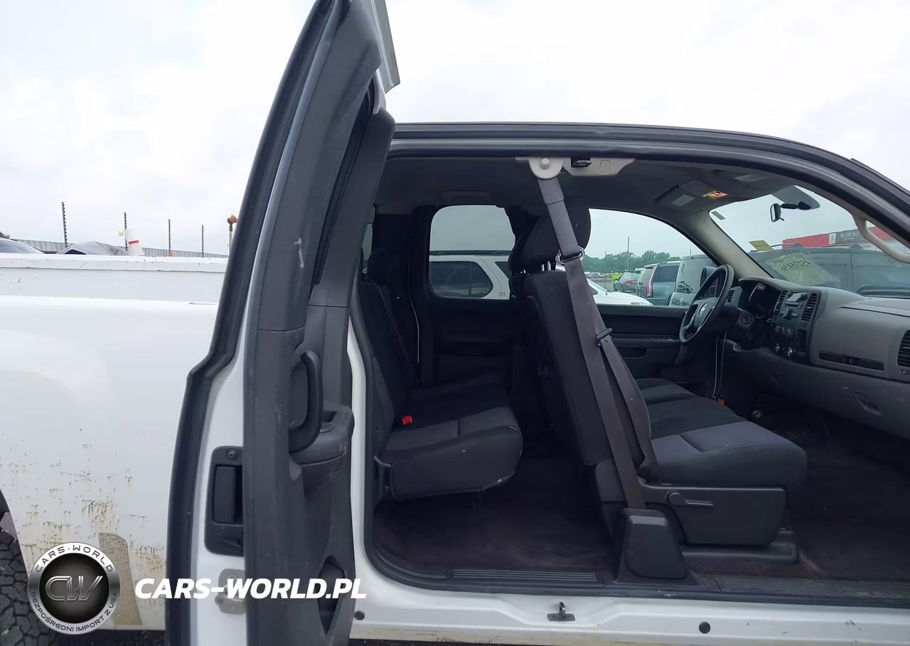 2010 Chevrolet Silverado 1500 Ls VIN:1GCSKREA0AZ240767 - 8