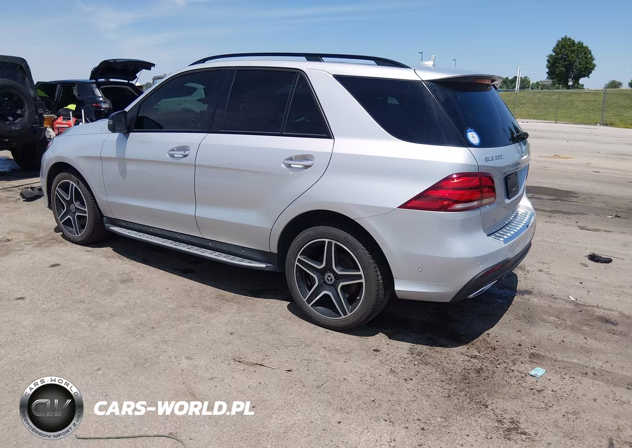2018 Mercedes-Benz Gle 350 4Matic VIN:4JGDA5HB5JB180045 - 3