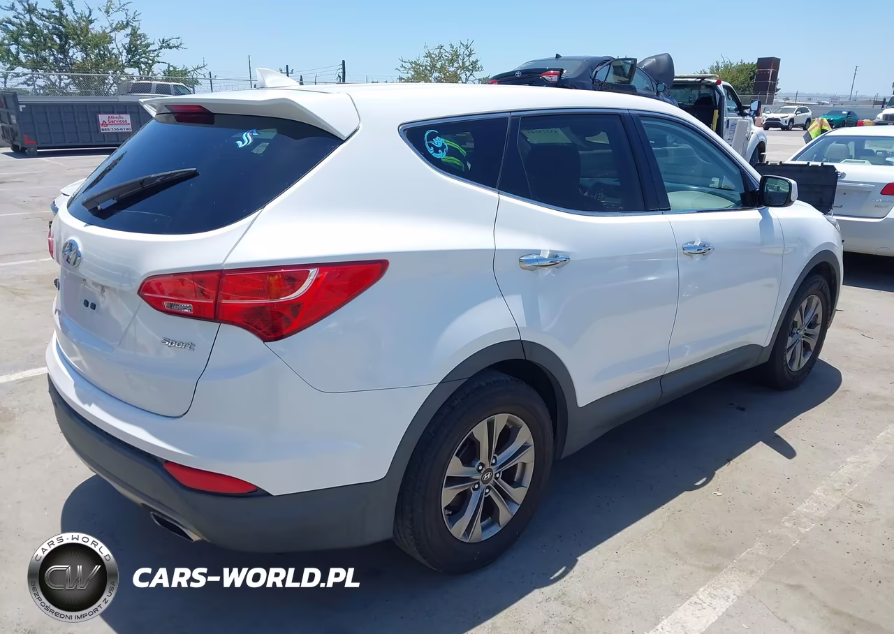 2016 Hyundai Santa Fe Sport 2.4L VIN:5XYZT3LB2GG360887 - 4